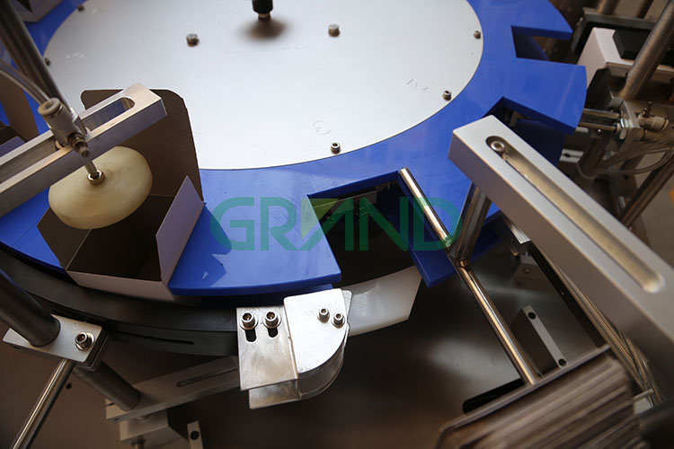 vertical cartoning machine Máquina de caixa vertical05